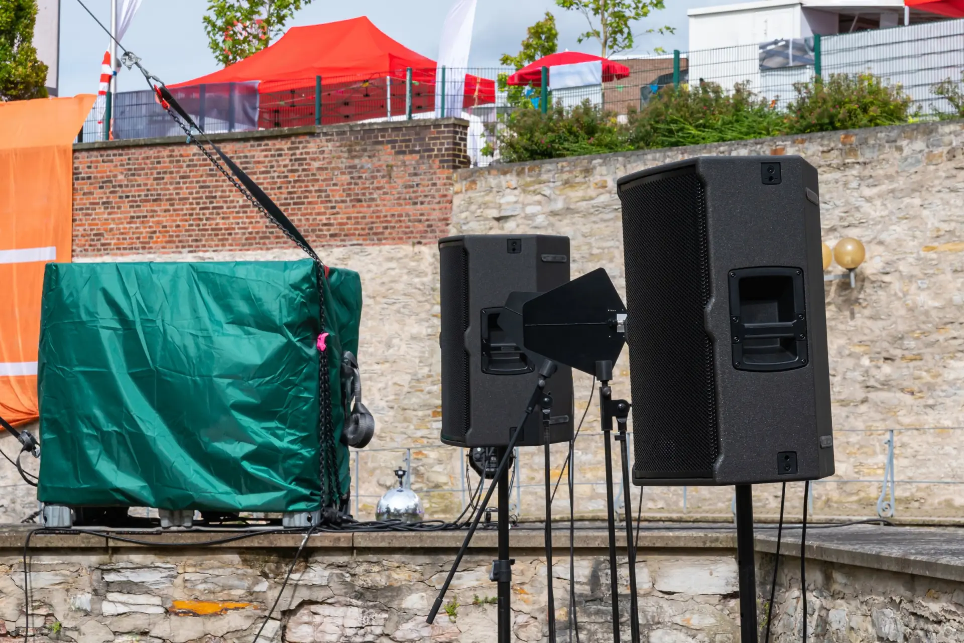 Sound System and Speaker Rental Sound System and Speaker Rental